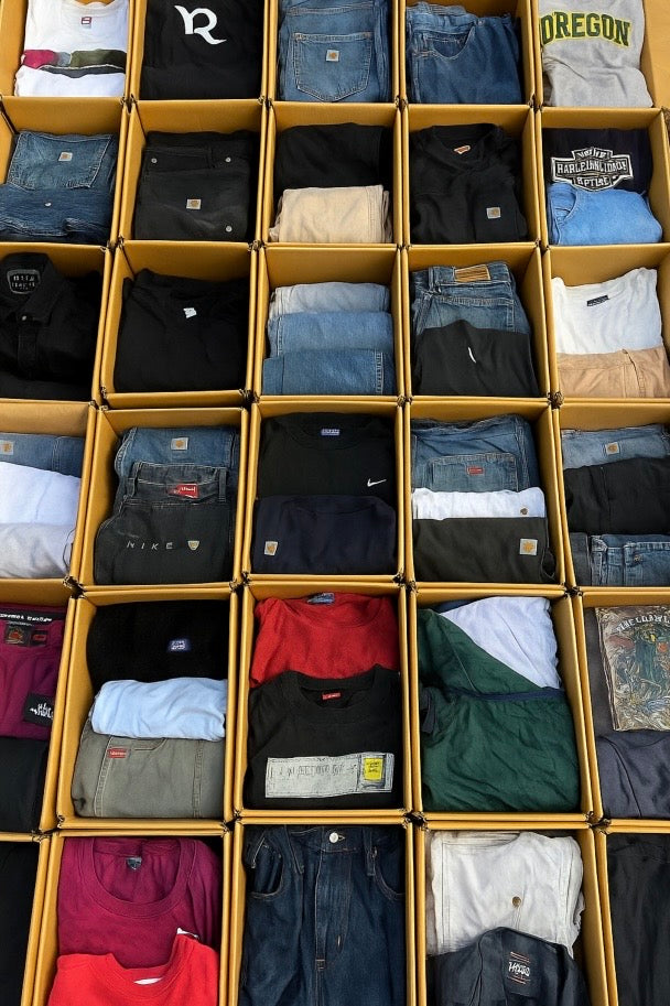 VINTED BOX 10 KG + BUSTE DI SPEDIZIONE INCLUSE